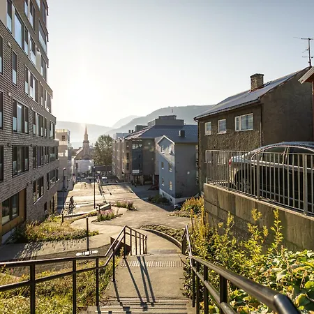Modern In Center Apartament